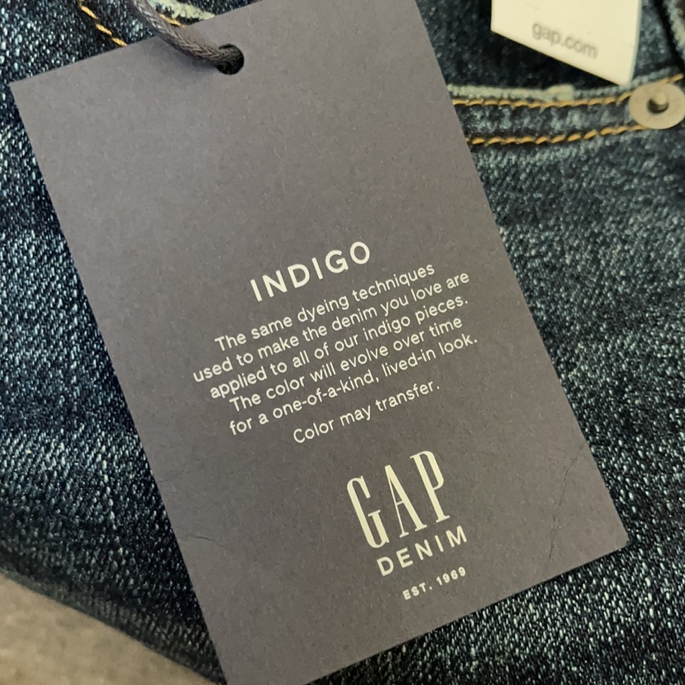 NWT Gap girlfriend jeans 4/27 indigo wash - Picture 6 of 7
